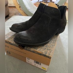 Born Kerri Distressed Black Boots